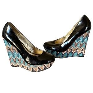 Steve Madden P-Elli Wedge Size 8.5 M Black Patent Leather woven blue platform